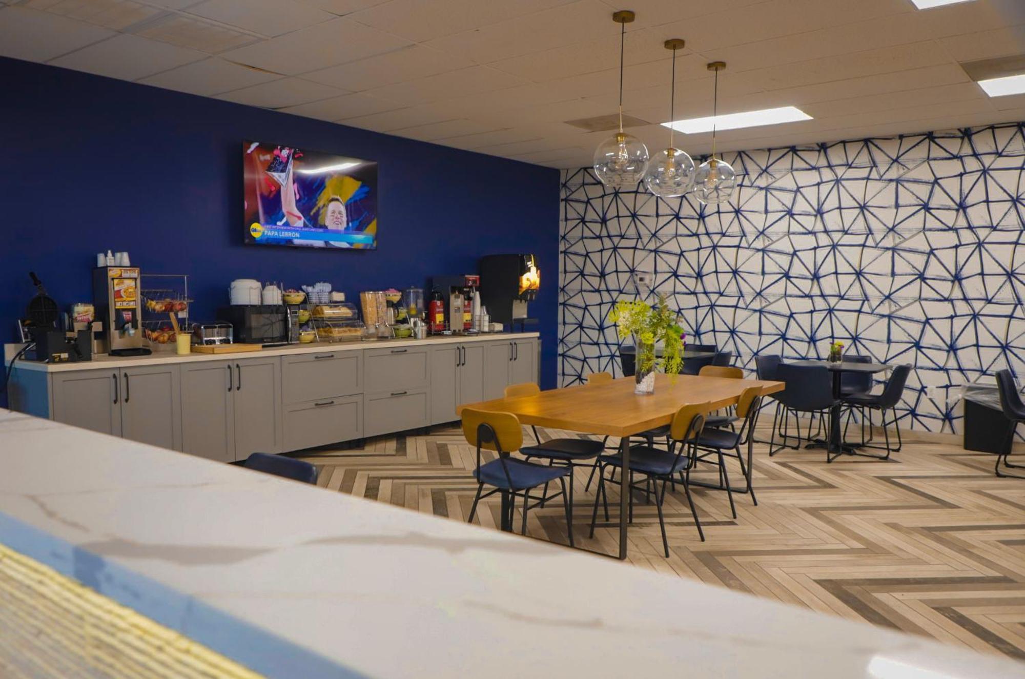 Airport Inn เนเดอร์แลนด์ ภายนอก รูปภาพ