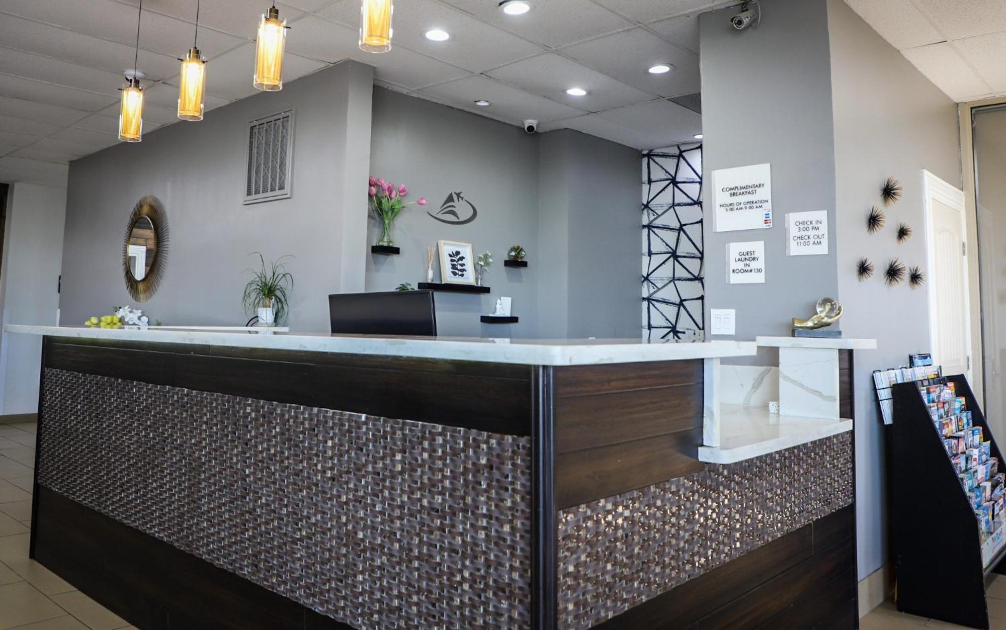 Airport Inn เนเดอร์แลนด์ ภายนอก รูปภาพ